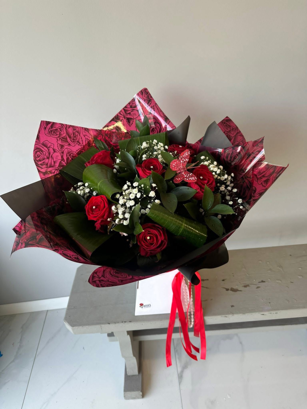 6 Red Roses