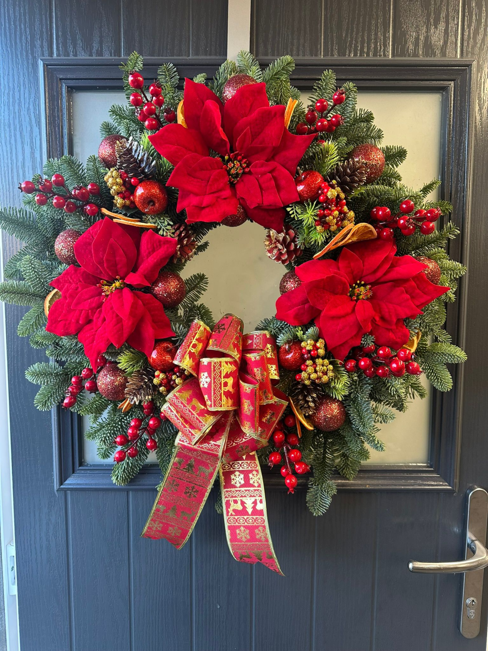 Yuletide Elegance